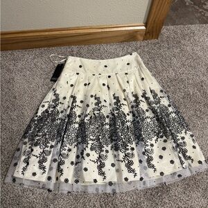 Adrianna Papell nwt skirt